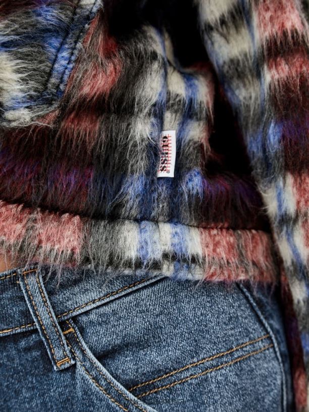 unisex GUESS 6NLN1851 drabužiai čili raudona multi originali languota striuke